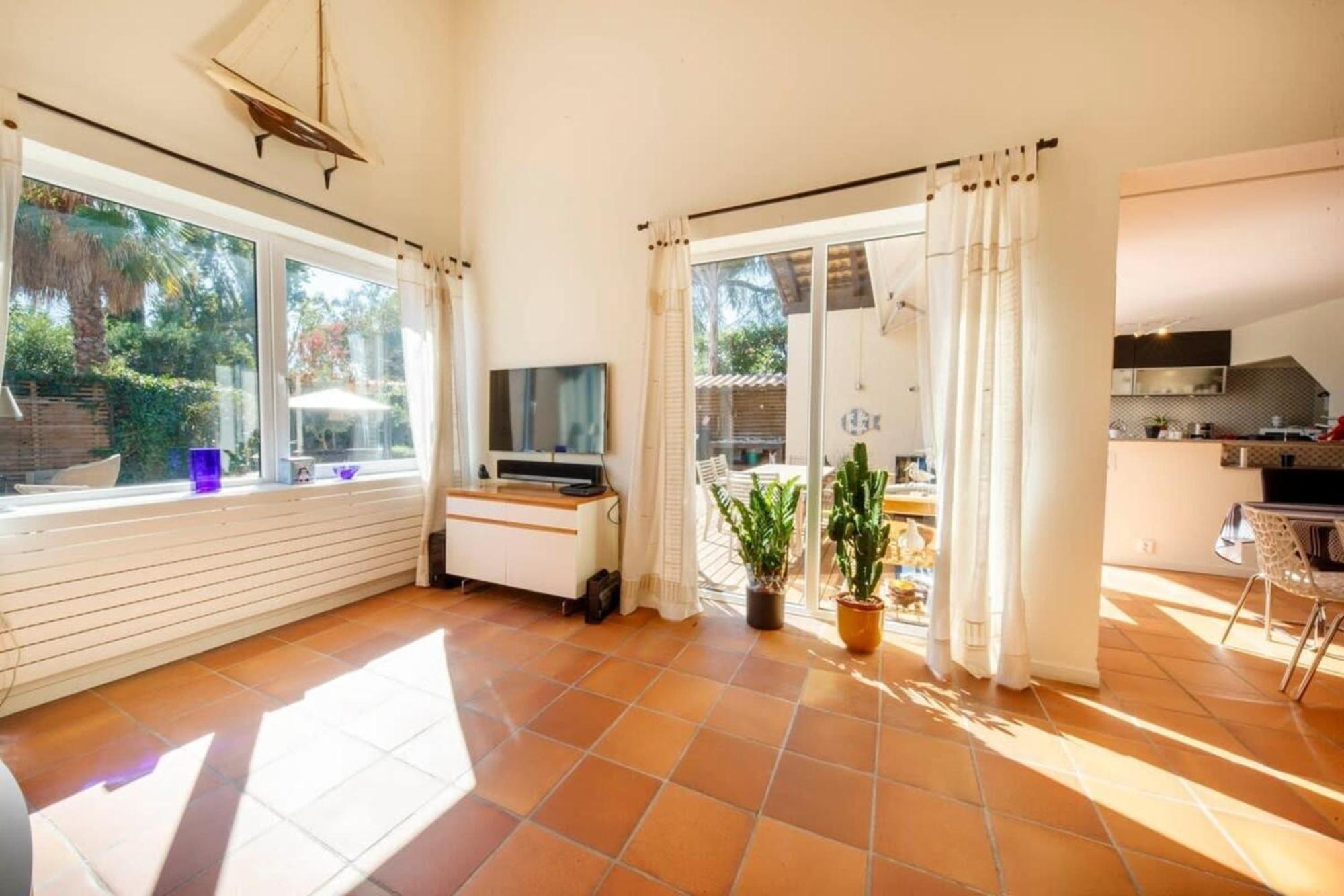 06V - Beautiful Villa With Spa Pool And Tennis Бйо Екстер'єр фото